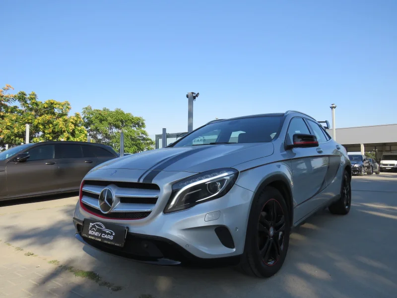 Mercedes-Benz GLA CDI* AMG-PACK 4-MATIC DISTRONIC+ FULL LED*