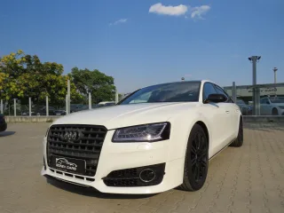Audi A8 3.0T * HEAD-UP LONG 8ZF S8-PACK MATRIX*
