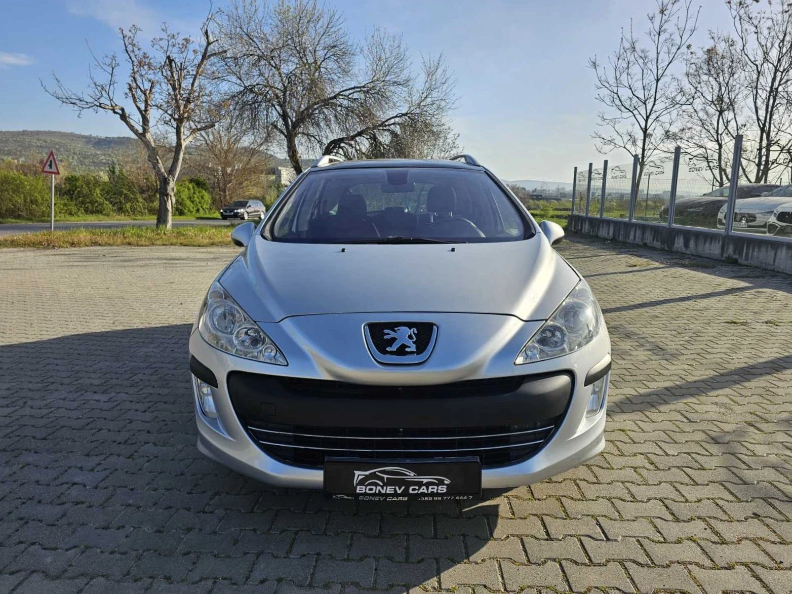 Peugeot 308 SW 1.6HDI ОБСЛУЖЕН