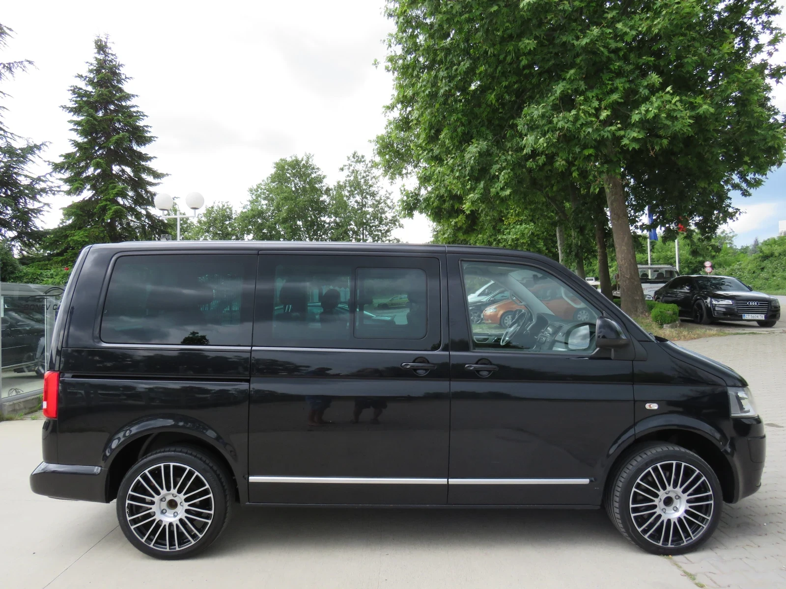 VW Multivan * 2.0TDI DSG 4X4 HIGHLINE LED 7-МЕСТЕН*